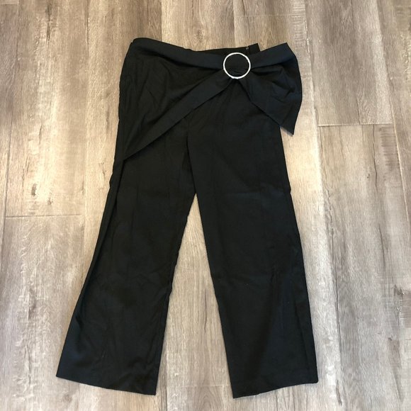 Zara Black Wrap-Front Ankle Pants w/ Silver Buckle - Picture 2 of 6